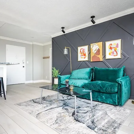 Downtown! Paid Onsite Parking! City View! Lm1706